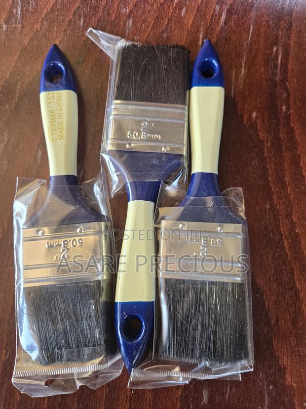 2inc 102 Paint Brush · Photo 1