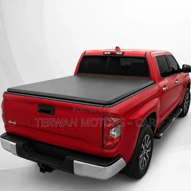 Premium Leather Pickup Truck Bed Cover for Toyota Tundra / Ford F150 · Photo 1