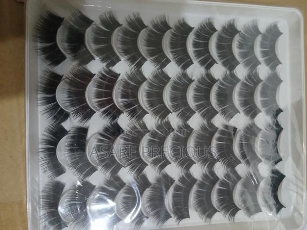 4 in 1 Style Eyelashes · Photo 2