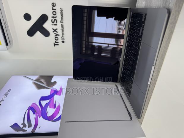 Laptop Apple MacBook Air 2022 M2 8GB Apple M2 SSD 256GB · Photo 2