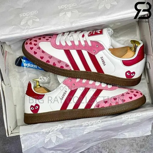Latest Lady’S Adidas Samba · Photo 1
