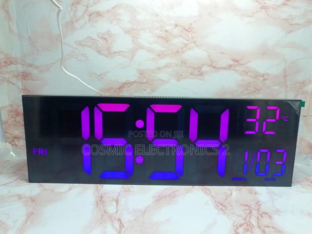 16-Inch Large Led Display Alarm Clock With Multi- Display · Photo 1
