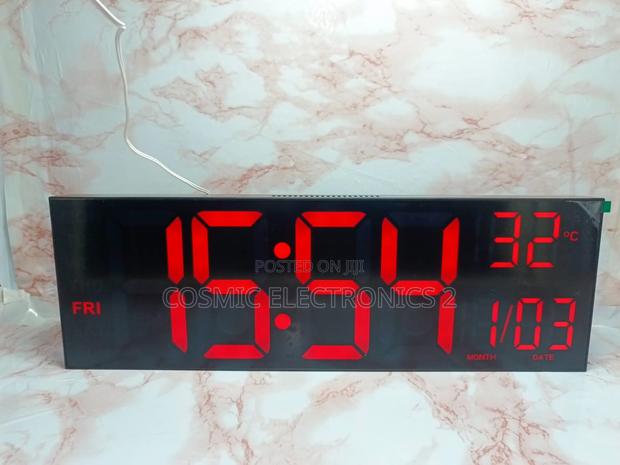 16-Inch Large Led Display Alarm Clock With Multi- Display · Photo 3