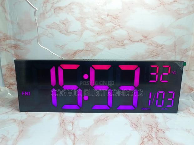 16-Inch Large Led Display Alarm Clock With Multi- Display · Photo 4