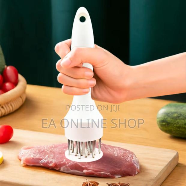 Meat Tenderizer. Ultra Sharp 16 Stainless Blades. · Photo 2
