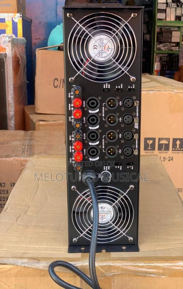 Ev S19000 4-Channel Bass Amplifier · Photo 2