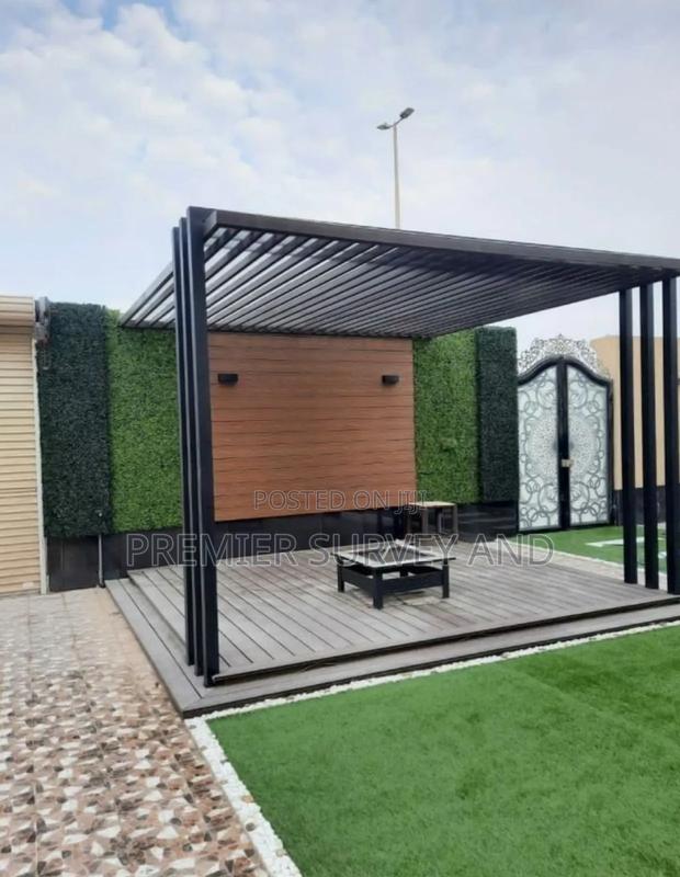 Custom Pergola Installation · Photo 2