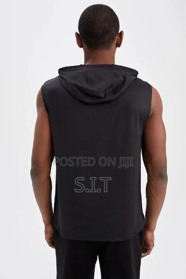 Sleeveless Jersey Hoodie · Photo 1