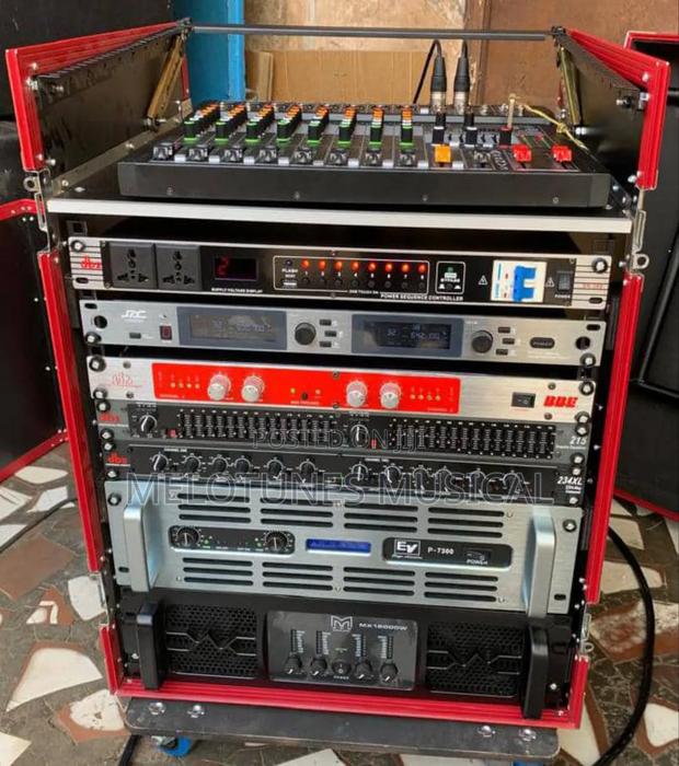 Full Amplifier Rack Set for Professional Speaker Set · Photo 1