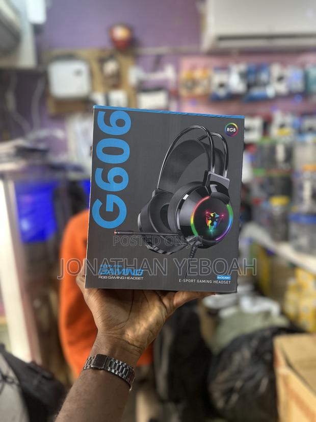 Gaming Headset With Microphone · Photo 4