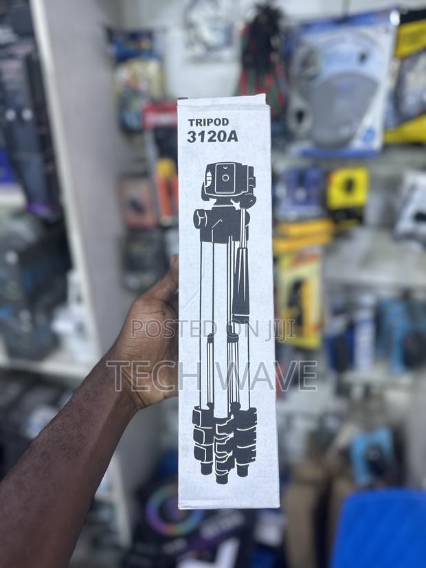 Tripod Stand 3120a · Photo 1