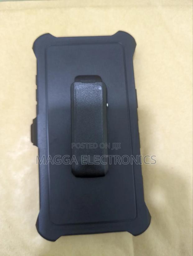 iPhone 16 Promax Armored Rugged Hard Case (Otterbox Series) · Photo 4