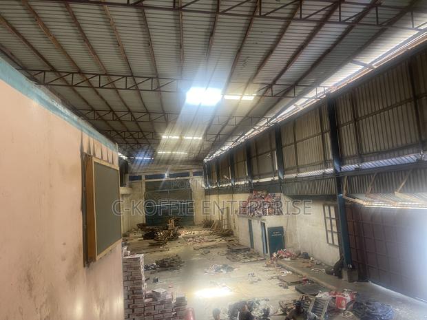 700 at North Kaneshie Industrial Area for Rent · Photo 1