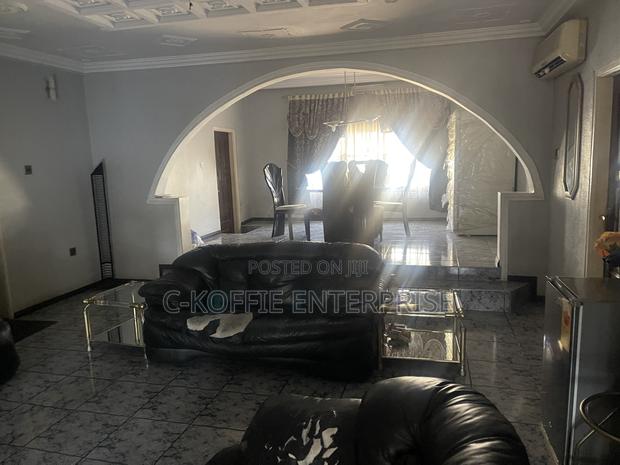 6bdrm House in Achimota for rent · Photo 6