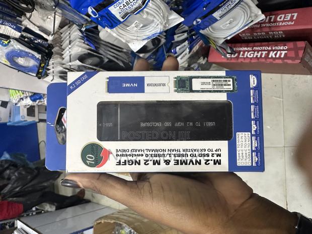 M2 SSD Hard Drive Case · Photo 1