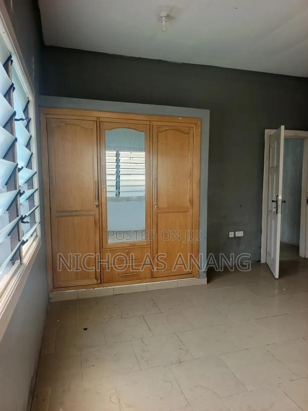 1bdrm Apartment in Dorns Properties, New Town for rent · Photo 1
