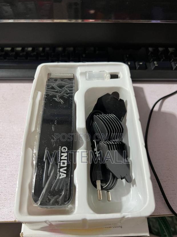 Nova Professional Hair Clipper · Photo 1