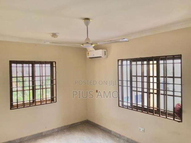 3bdrm Duplex in Tseaddo for rent · Photo 2