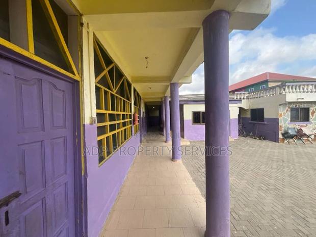 School Facility Residence for Sale — Kasoa · Photo 2