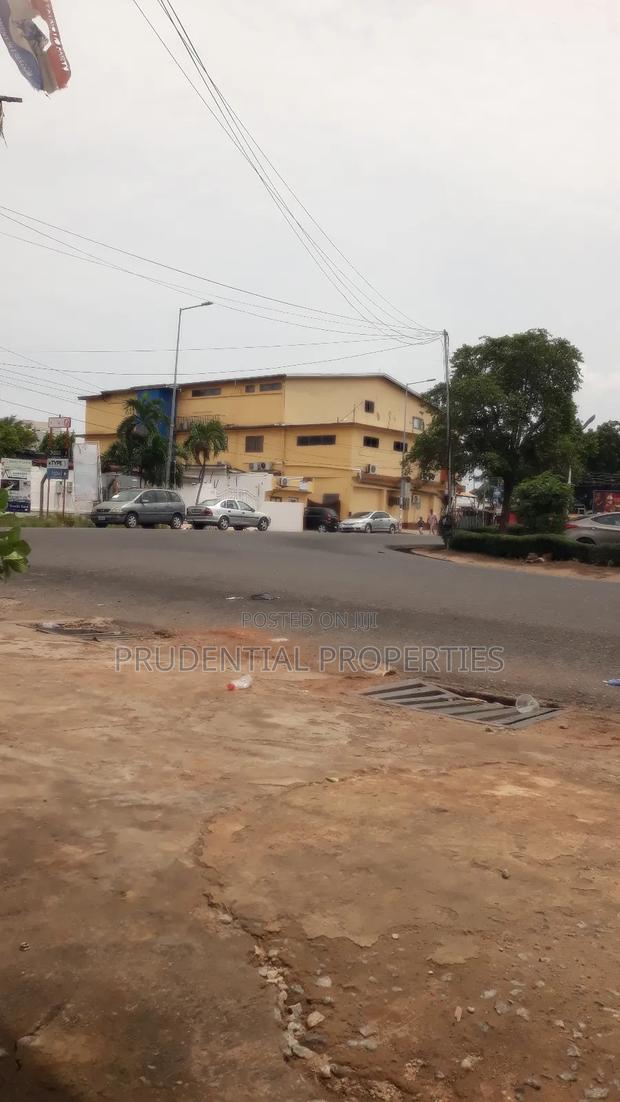 4bdrm House in Kaneshie for sale · Photo 3