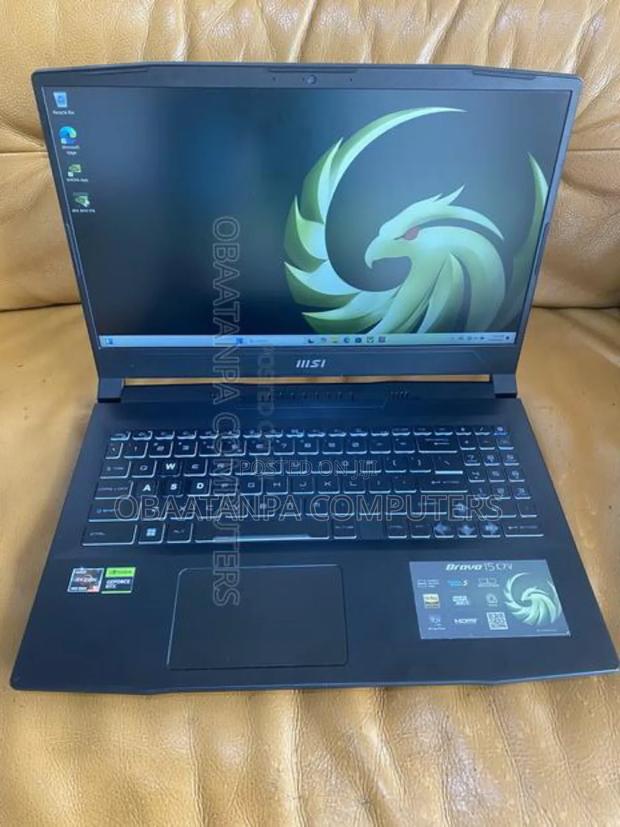 Laptop MSI 16GB AMD Ryzen 5 SSD 512GB · Photo 1