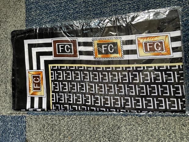 Vintage Scarfs · Photo 3