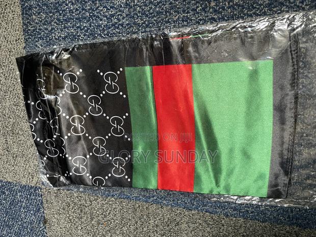 Vintage Scarfs · Photo 5
