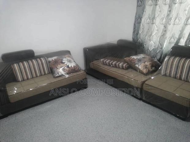 Extravagant L Shape Sofa Chair · Photo 5