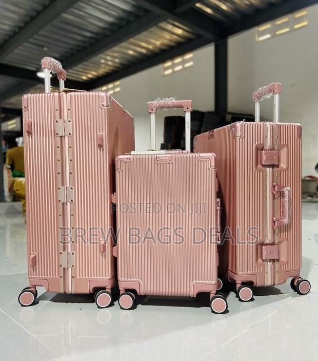 Jony Rosegold 3set Aluminum Purely Locks Trunk Suitcase. · Photo 1