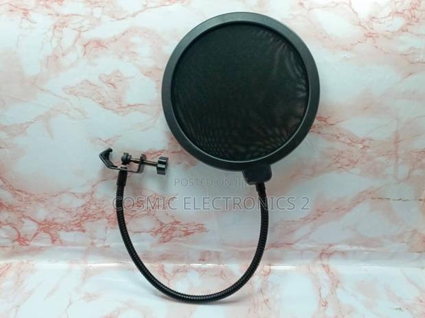 Professional Condenser Microphone. · Photo 3