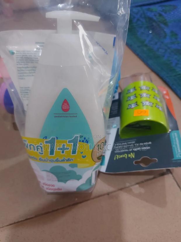 Johnson Milk+Rice Baby Bath · Photo 2