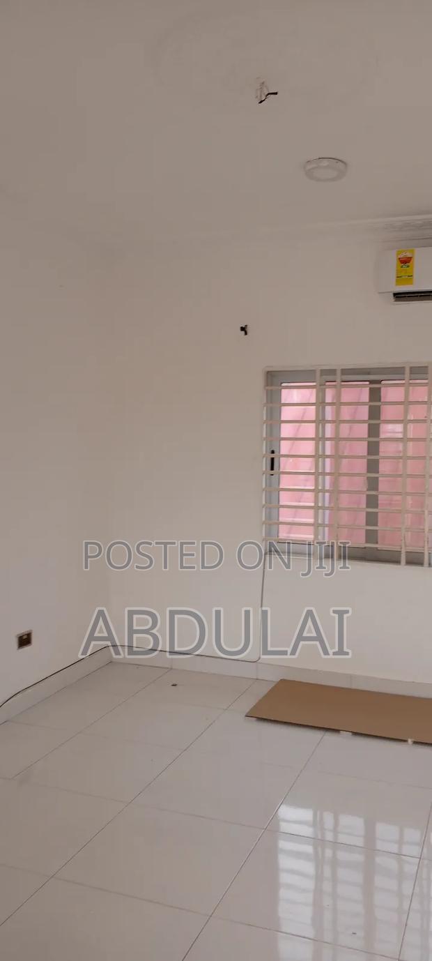 2bdrm Apartment in Abu Abdulai Property, Pillar 2 for rent · Photo 3