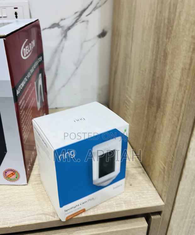 Lovely Design Ring Sportlight Cam Plus/ Battery Single · Photo 1