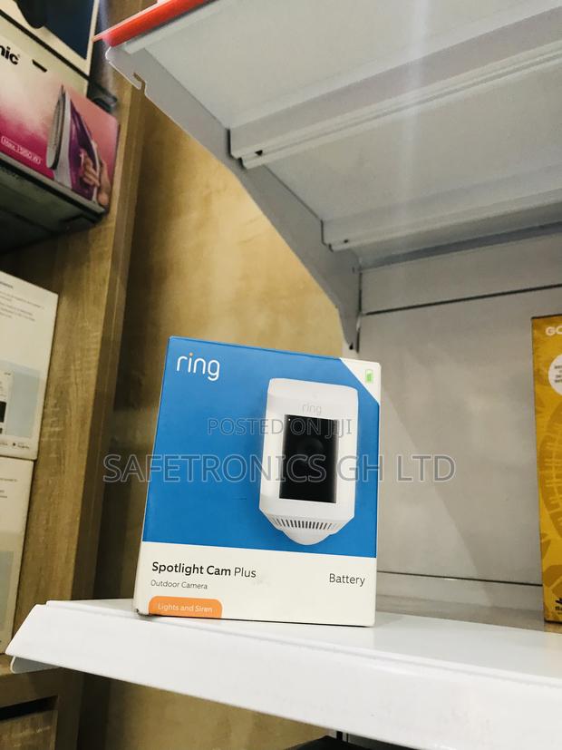 Super Powerful White Ring Sportlight Cam Plus/Battery Single · Photo 1