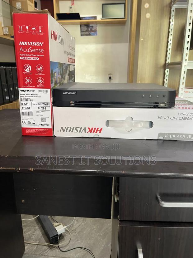 5mp 8 Channel Hikvission Digital Video Recorder DVR · Photo 1
