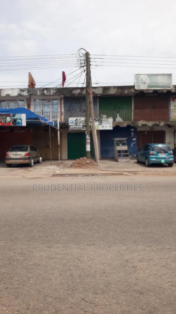 5bdrm House in Adabraka for sale · Photo 4