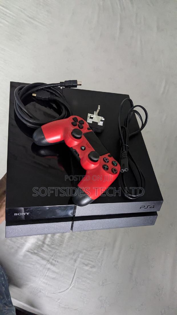 Tested Playstation 4 Home Used Game Console for Video Games · Photo 1