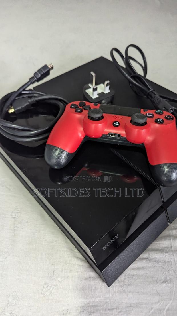Neat Playstation 4 Standard Home Used Console For Tv Gaming · Photo 1