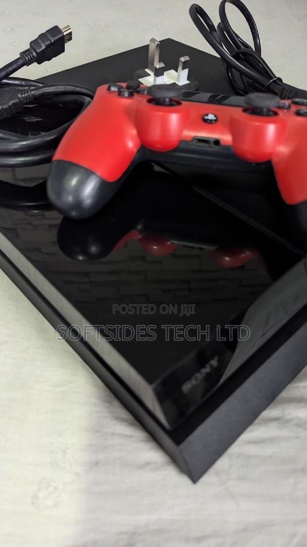 Neat Playstation 4 Standard Home Used Console For Tv Gaming · Photo 3
