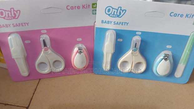 Nail Set ( 4pcs) · Photo 1