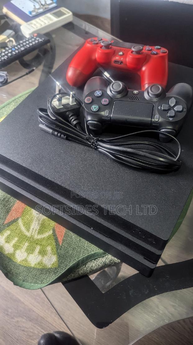Ps4 Pro For Big High Graphics Gaming With 15 Games · Photo 1