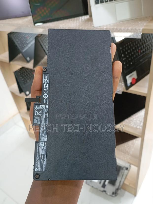 Hp Elitebook 840 G3 Replaceable Battery · Photo 2