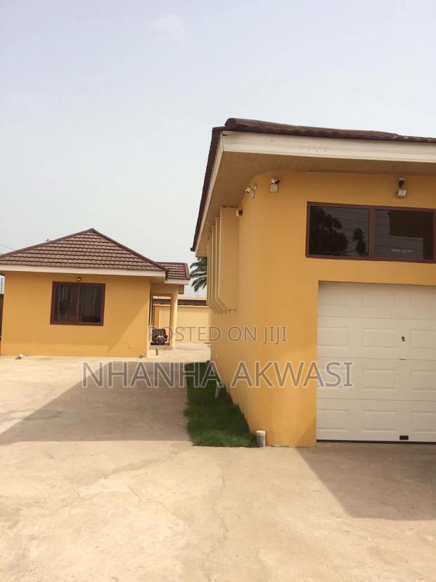 4bdrm House in Teme Community 12, Tema Metropolitan for rent · Photo 2