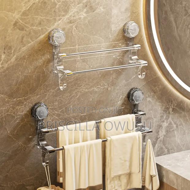 Luxury Bathroom Towel Rack With Double Rods · Photo 1