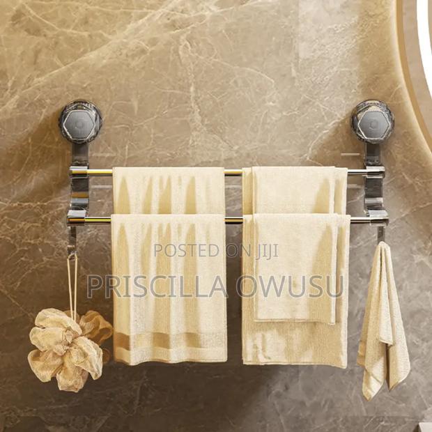 Luxury Bathroom Towel Rack With Double Rods · Photo 2