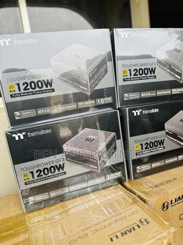 Thermaltake Gf3 1200w Atx 3.0/Pci-e 5.0, Power Supply. · Photo 3