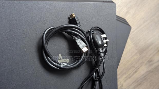 Ps4 Pro: 4k Hdr, Controller & Cables, Reset - Good Now! · Photo 3