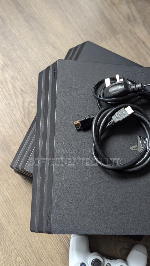 Ps4 Pro: 4k Hdr, Controller & Cables, Reset - Good Now! · Photo 7