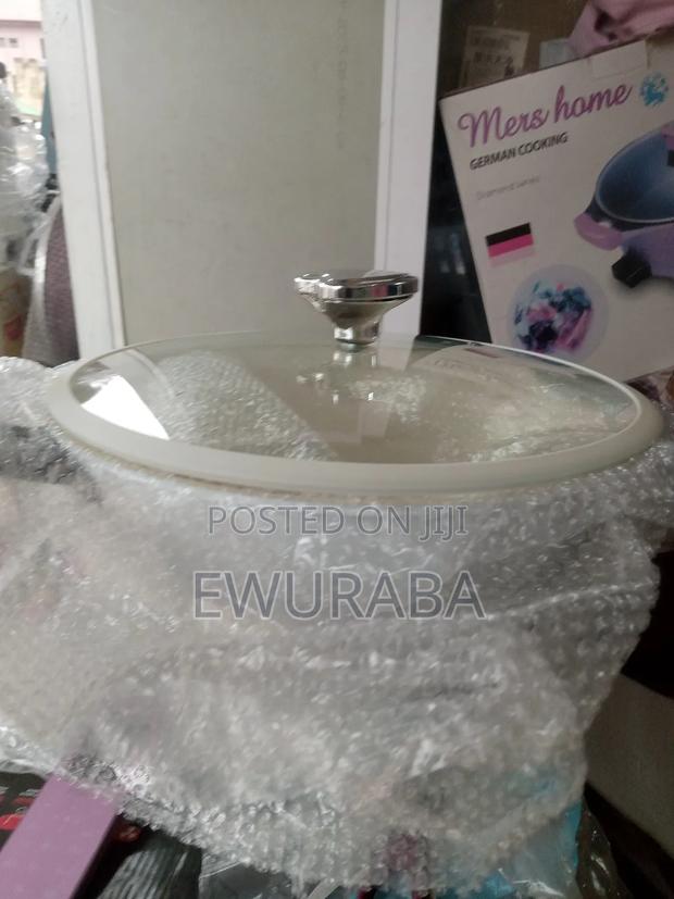 28cm Non Stick Wok With Glass Cover · Photo 3