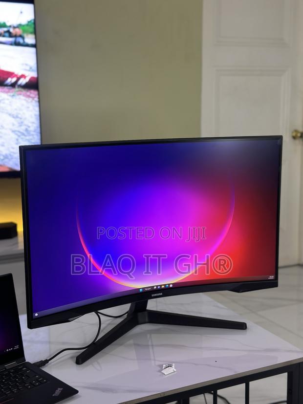 Samsung Odyssey G5 32 Inches QHD 165htz 1ms · Photo 2